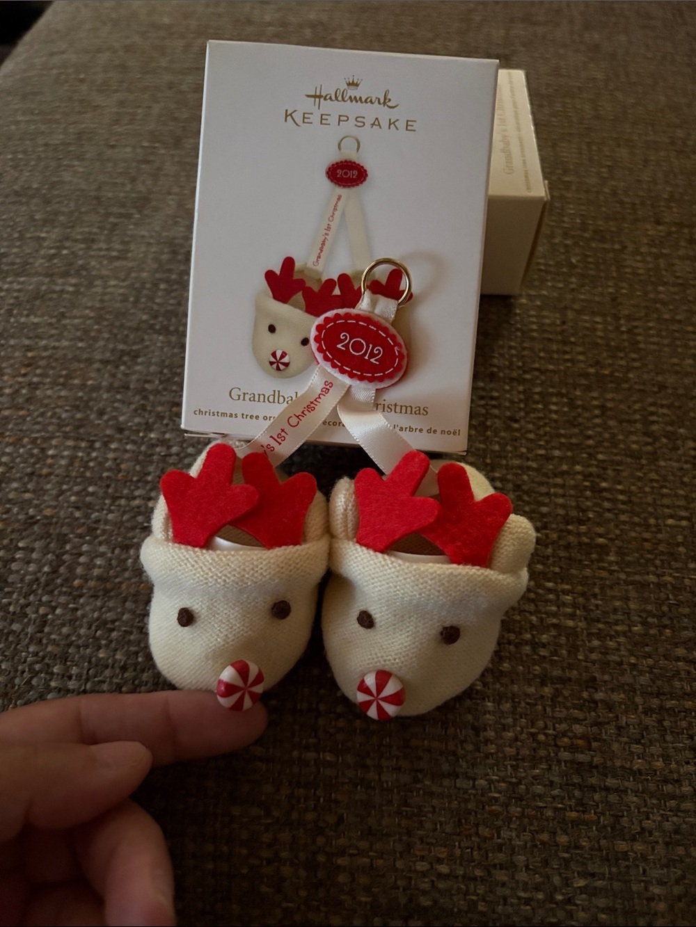 Retired 2012 Hallmark Cream Baby Reindeer Slip-On Shoes Ornament Grandbaby 1st